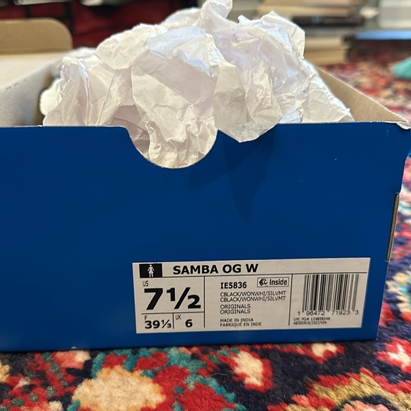 Adidas Sambas - Black and Cream - Picture 14 of 14